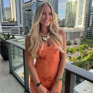 Meet your Posher, Avery